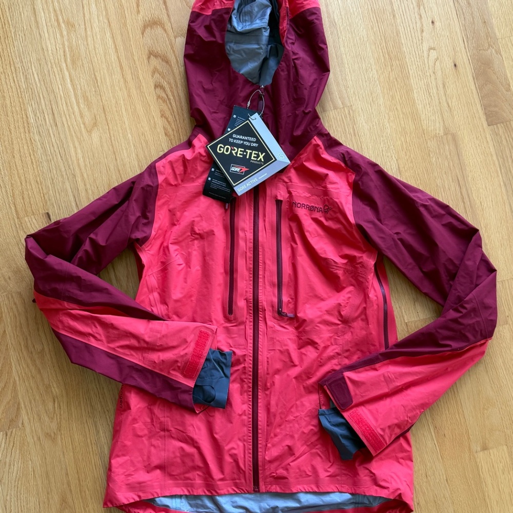 Norrona Lyngen GORE-TEX Jacket - Women's M